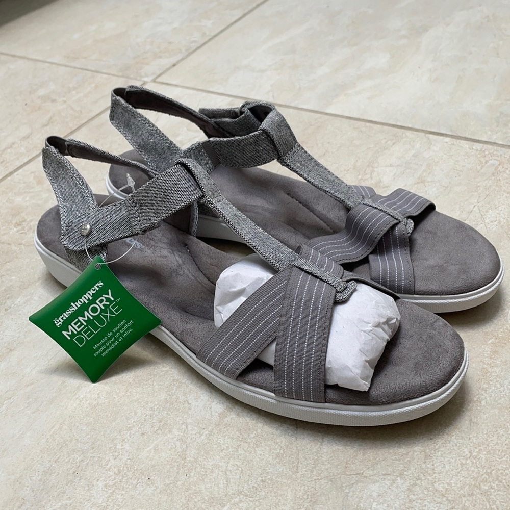Brand New Grasshoppers sandals!